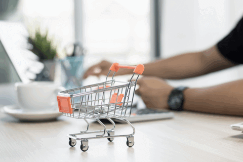 Shopping digitale in Italia tra le app italiane e lascesa delle piattaforme cinesi